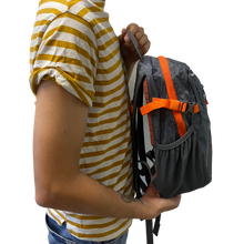 Cargar imagen en el visor de la galería, Mochila Columbus IRATY 10
