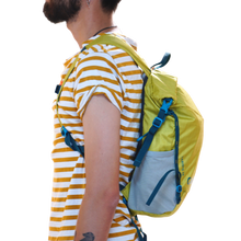 Cargar imagen en el visor de la galería, Mochila Columbus Lariste 15 Verde
