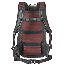 Cargar imagen en el visor de la galería, Mochila Columbus Creek 25 Negra Con RAIN COVER
