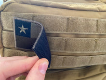 Cargar imagen en el visor de la galería, Mochila Táctica Militar 40 Litros
